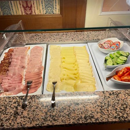 סנט וולנטין Hotel Restaurant Wallner I Contactless Check-In מראה חיצוני תמונה