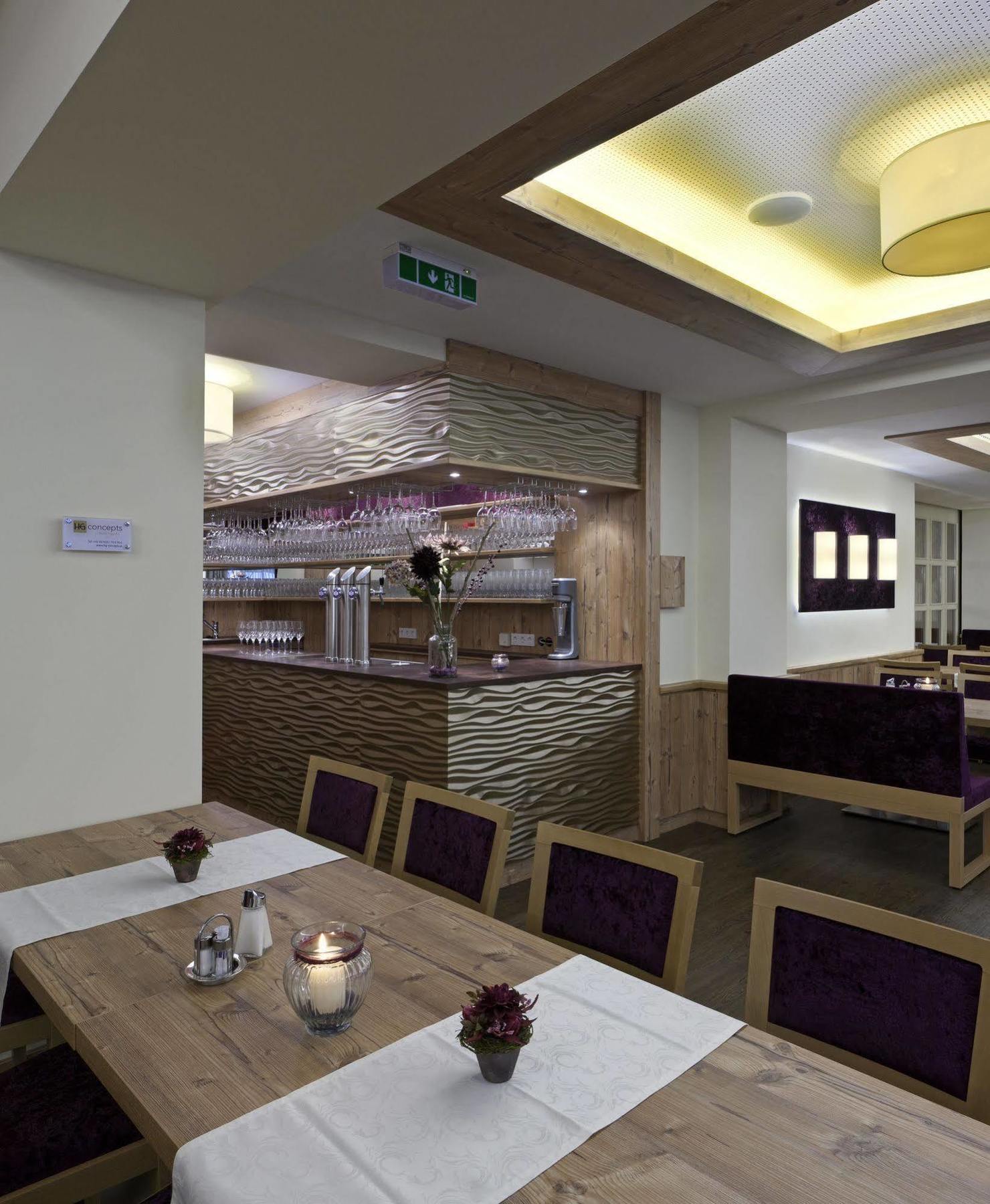סנט וולנטין Hotel Restaurant Wallner I Contactless Check-In מראה חיצוני תמונה